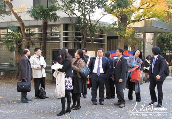 “中国大学国际教育交流团”2日参观上智大学校园。