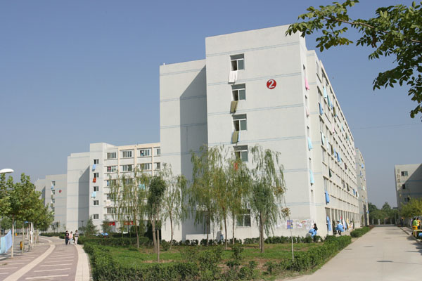 ������ҵ��ѧУ԰���7